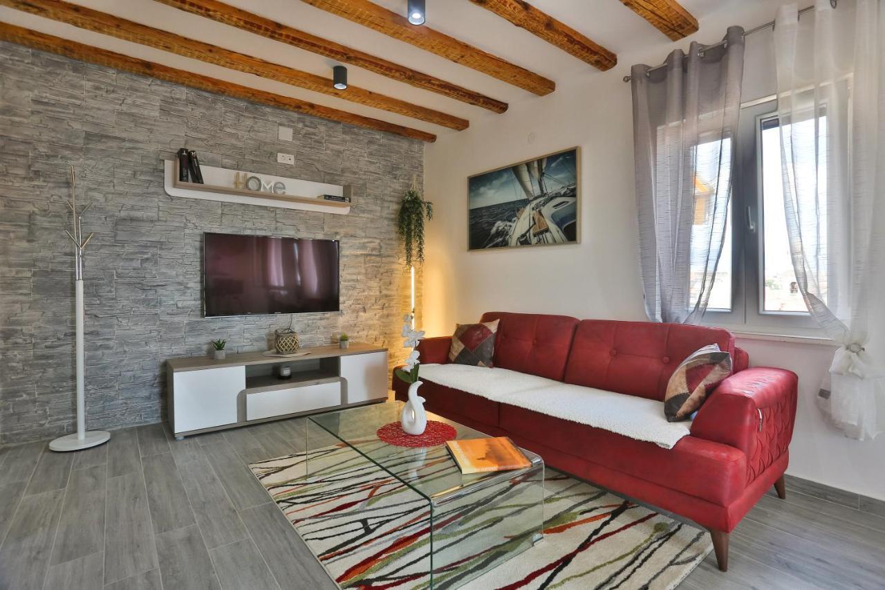 Apartments Angela With Old Town View Сплит Екстериор снимка